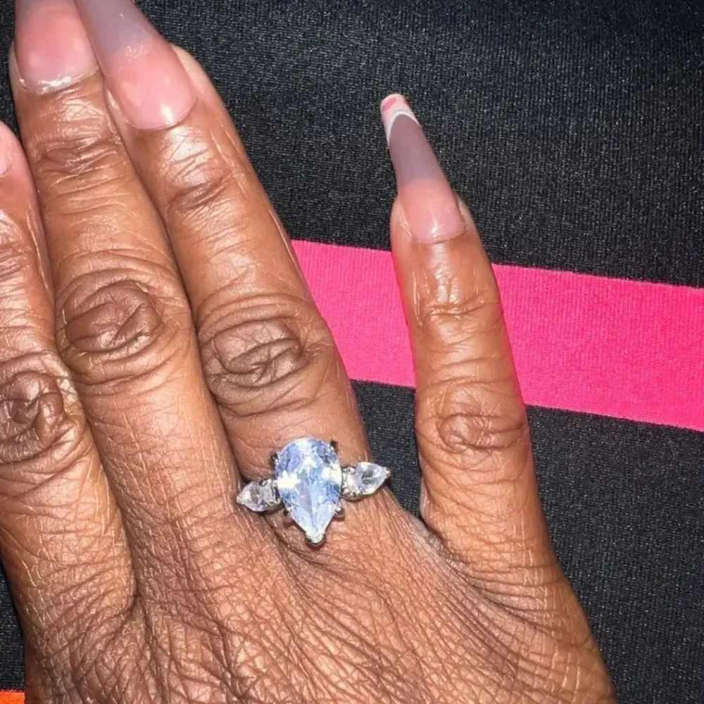 Elegant diamond wedding ring